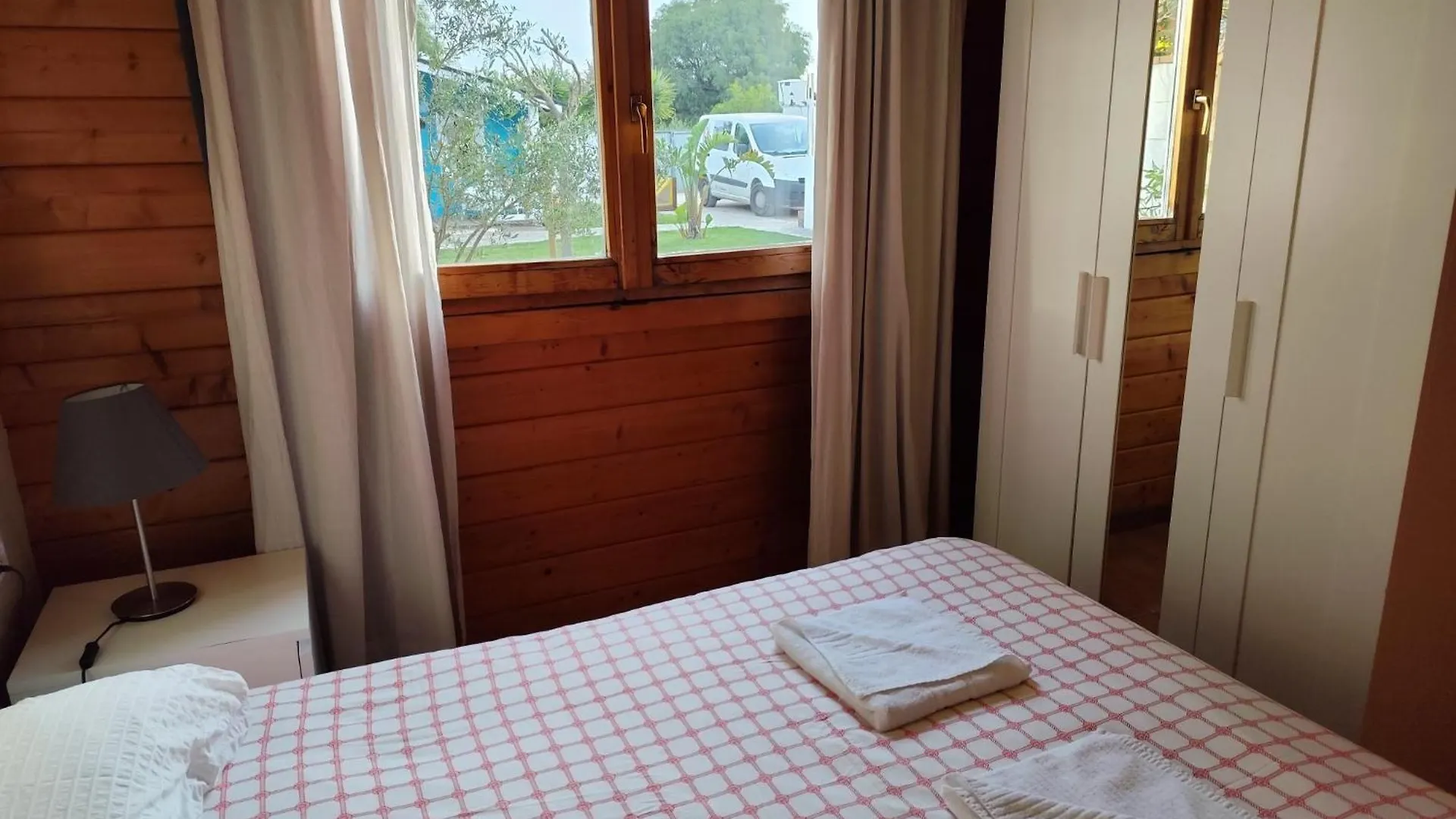 Kontiki Bungalows El Palmar El Palmar